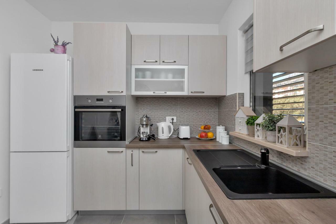 Apartment Amari Seaview Makarska Exterior foto